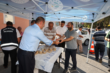 Beykoz'da Aşure İkramı 18.07 (9)_1575x1050.JPG
